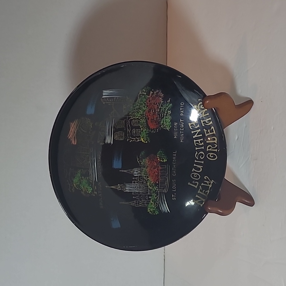 BLACK LACQUER SOUVENIR BOWL New Orleans Louisiana. ST. Louis Cathedral